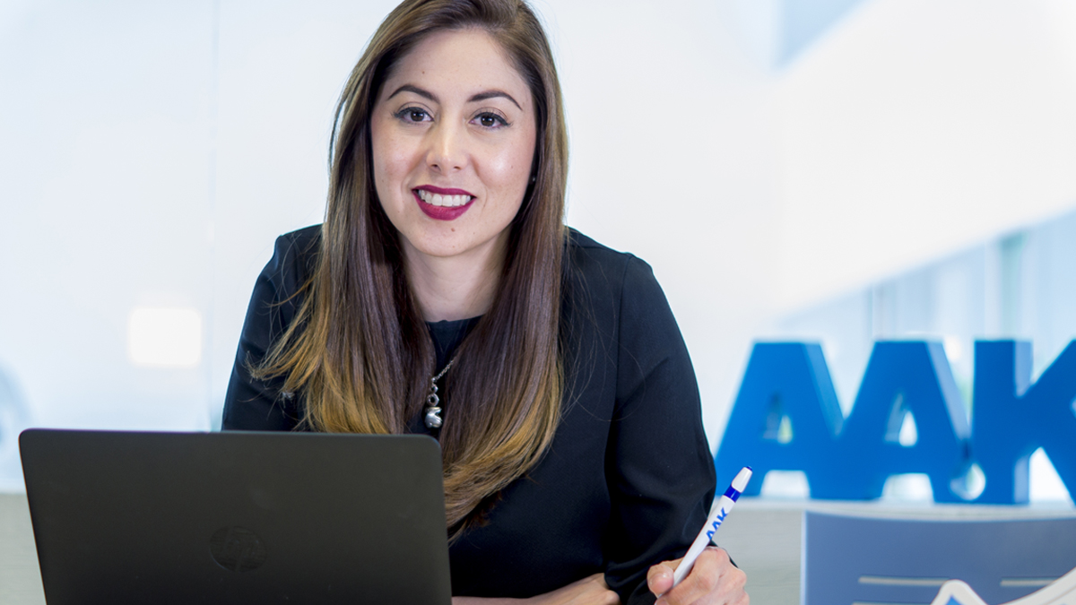 Karla Román - Careers - AAK